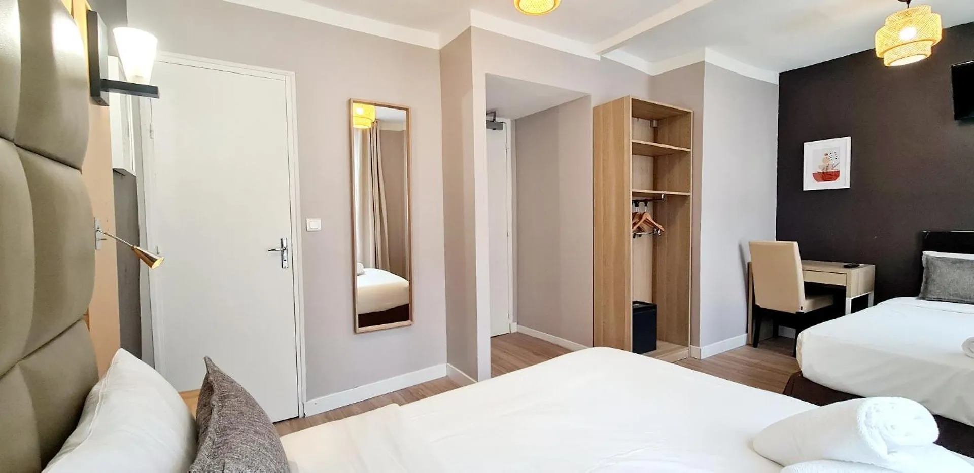 Hotel De France Paris 0*,  France