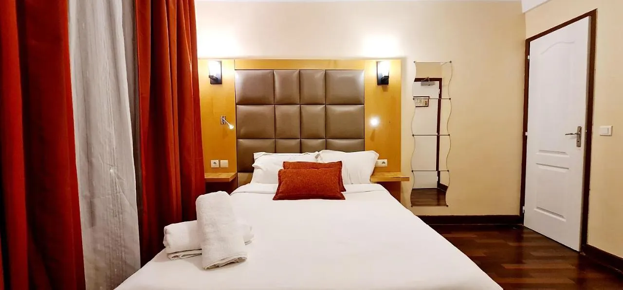 Hotel de France 18 Parijs