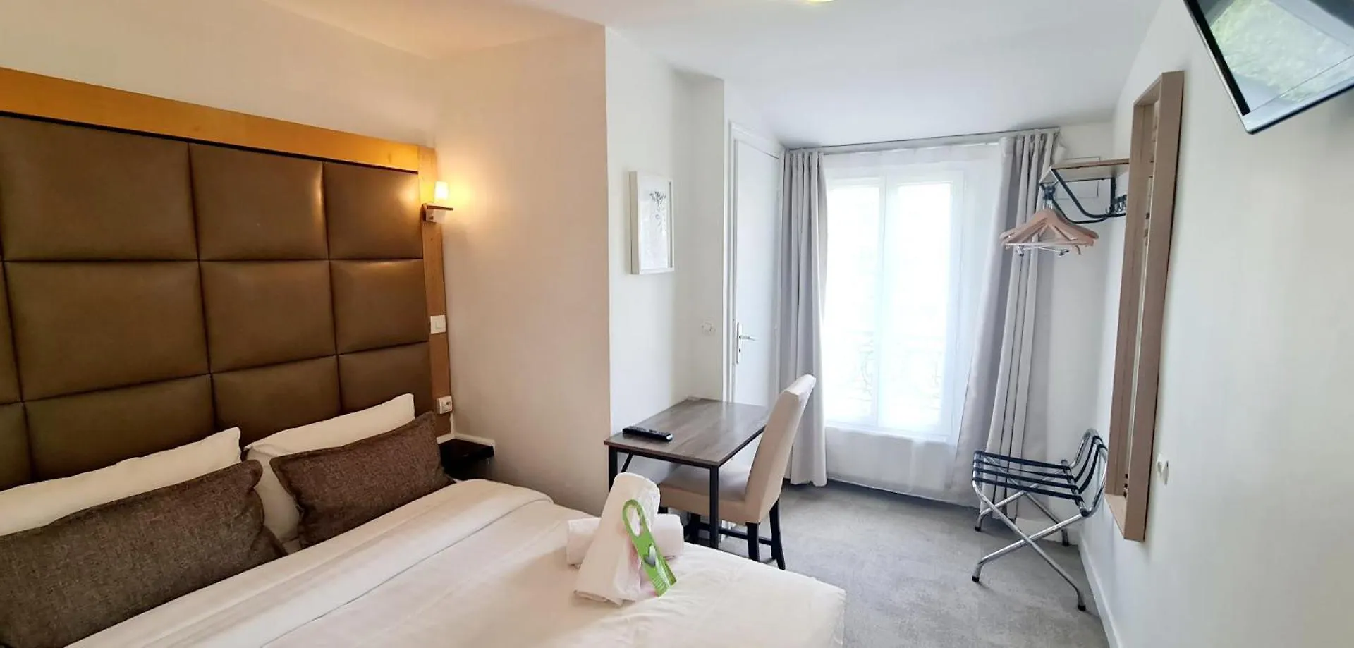 Hotel De France 18 Paris