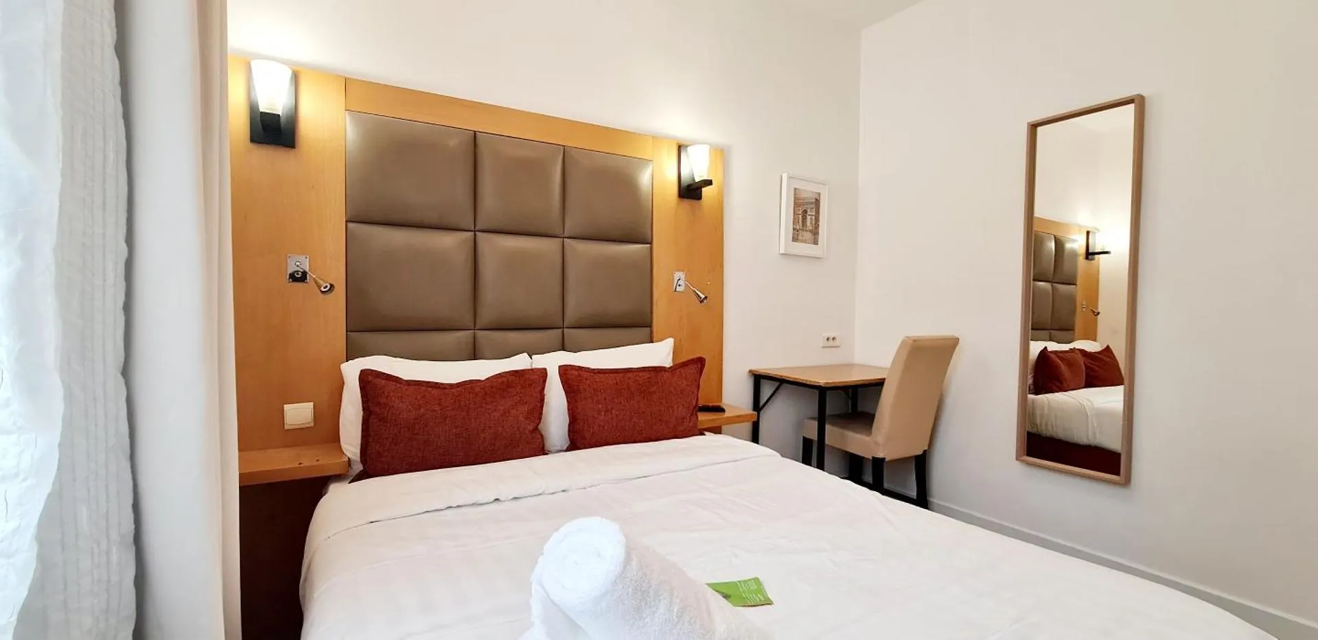 פריז Hotel De France 18 צרפת
